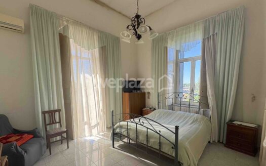 Bilocale con giardino in vendita