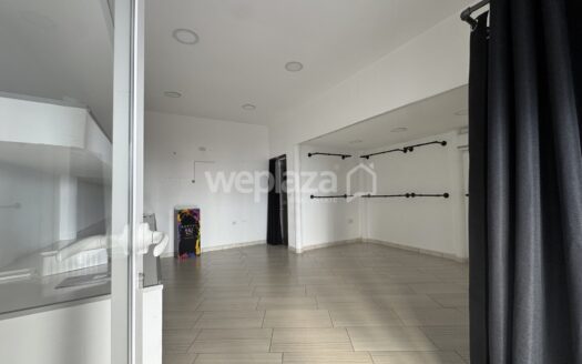 Locale commerciale in vendita