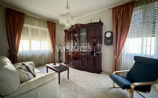 Trilocale in vendita