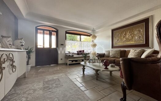 Soluzione semindipendente in vendita