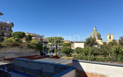 Locale commerciale in vendita