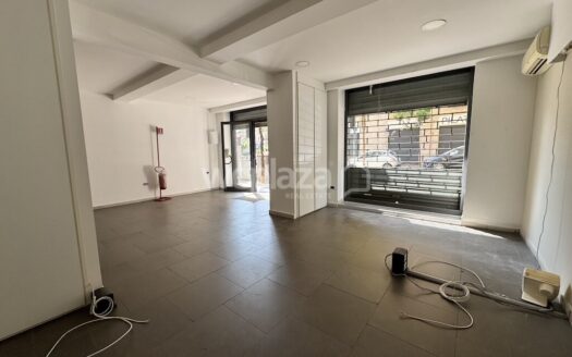 Locale Commerciale in vendita