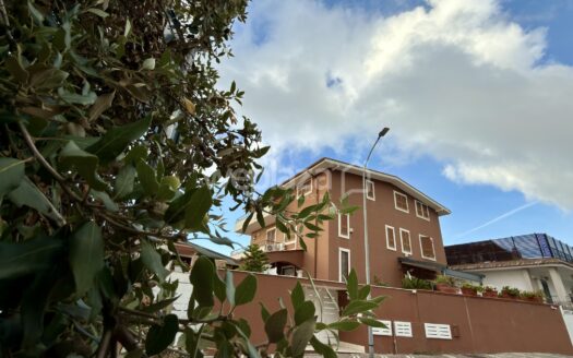 Quadrilocale in vendita