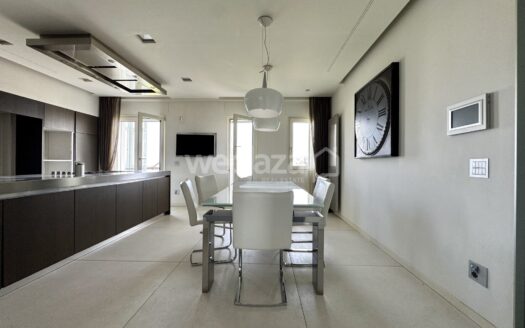 Cinque vani in vendita