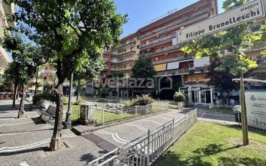 Locale Commerciale in vendita