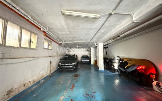 Locale commerciale in vendita