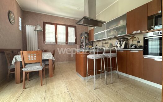 Trilocale in vendita