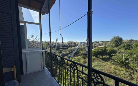 Bilocale con giardino in vendita