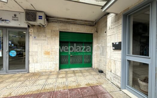 Locale commerciale in vendita