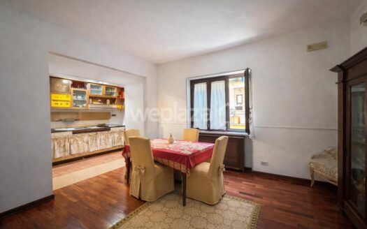 Trilocale in Affitto