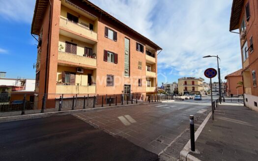 Trilocale in vendita