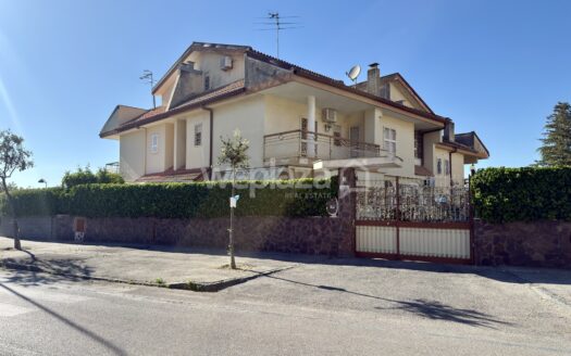 Villa in vendita