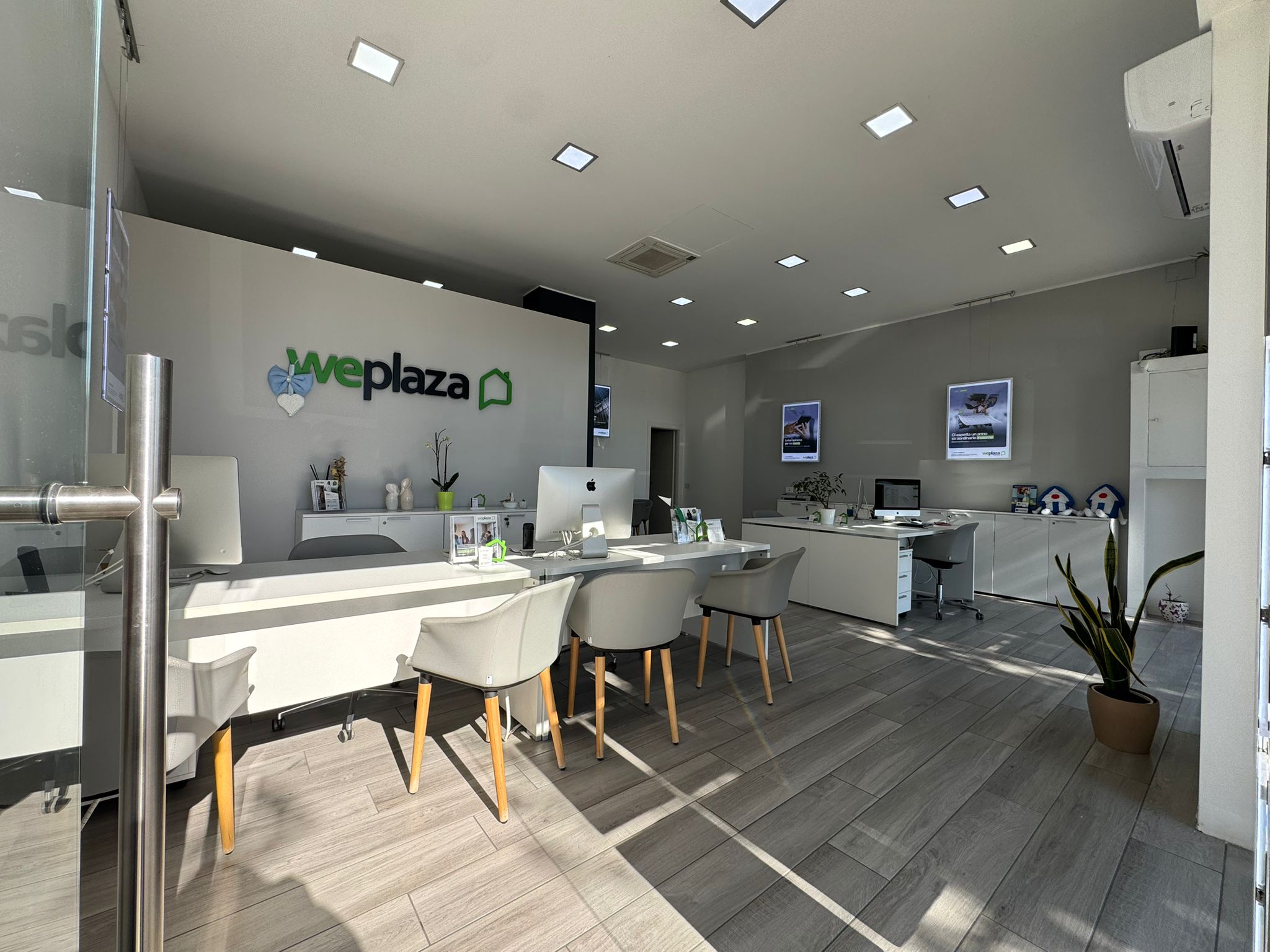 WhatsApp Image 2026-04-08 at 16.34