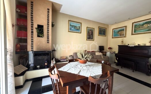 Trilocale con terrazzo e giardino.