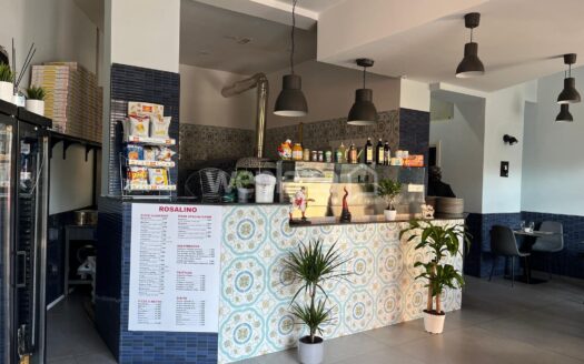 Locale commerciale in vendita