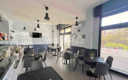 Locale commerciale in vendita