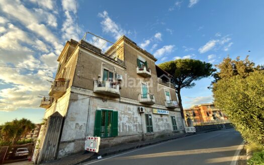 Trilocale in vendita