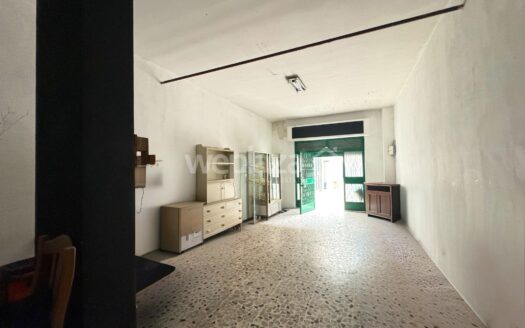 Locale commerciale in vendita