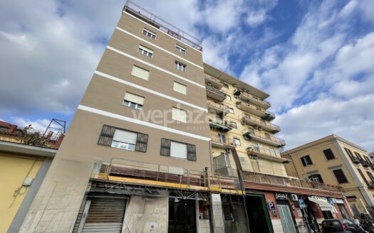 Locale commerciale in vendita