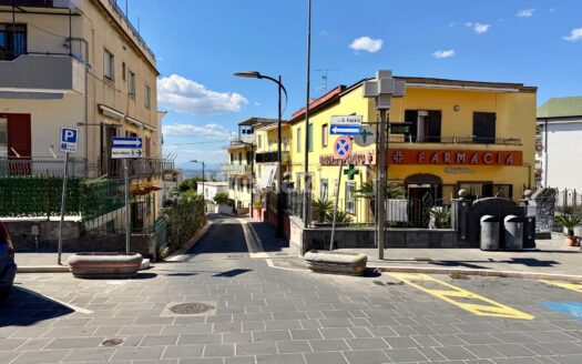 Trilocale in vendita