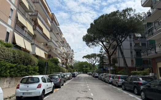 Cinque vani in vendita