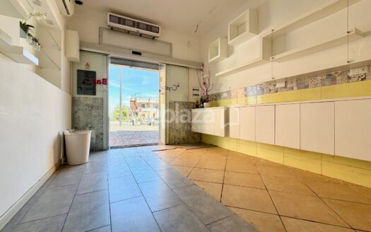 Locale commerciale in affitto