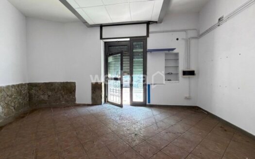 Locale commerciale in vendita