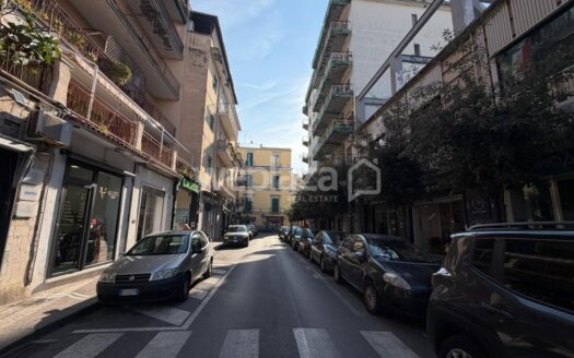 Locale commerciale in affitto
