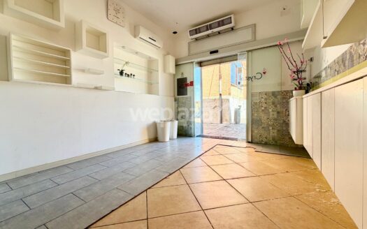Locale commerciale in affitto