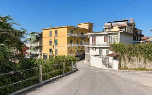 Trilocale in vendita