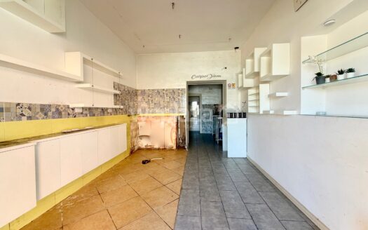 Locale commerciale in affitto