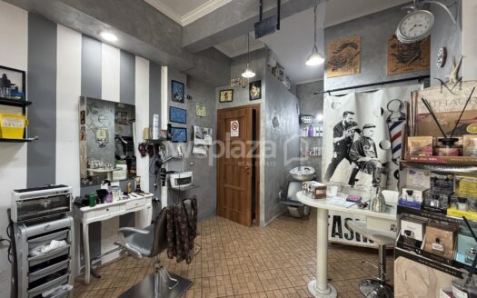 Locale Commerciale in vendita