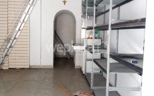 Locale Commerciale in affitto