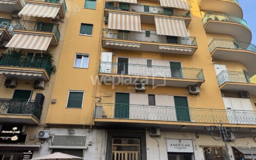 Locale Commerciale in affitto
