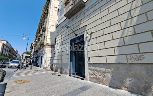 Locale commerciale in vendita
