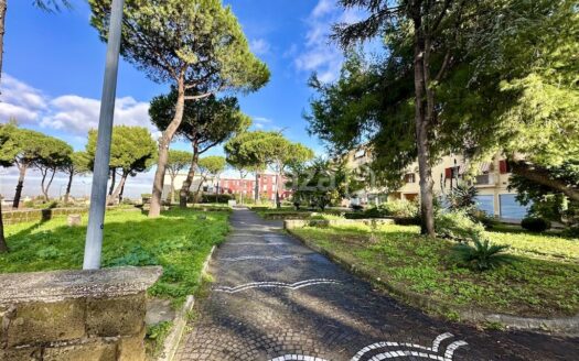 Locale commerciale in  vendita
