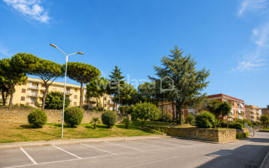 Locale commerciale in vendita