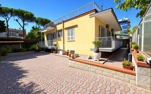 Villa in vendita