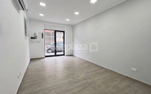 Locale Commerciale in affitto