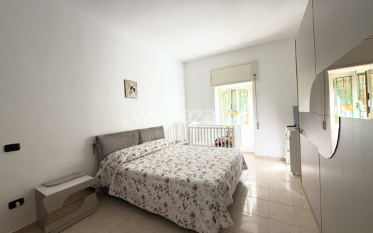 Bilocale con terrazzo