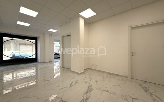 Locale Commerciale in affitto