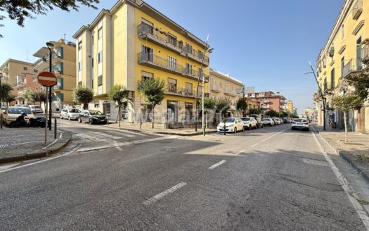 Locale commerciale in affitto