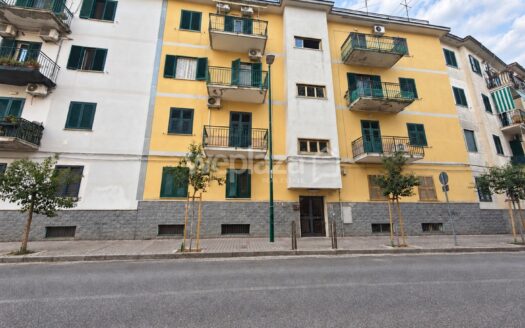 Trilocale in vendita